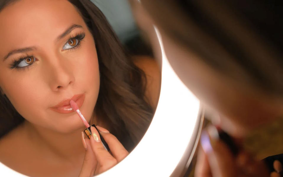 indoor lighting impacts makeup appearance